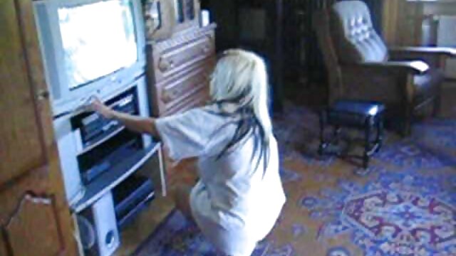 尾の二つの尾と飽くなき魅力的なブルネットをたてがみ,ブルターニュシェイ 女 用 の エロ 動画